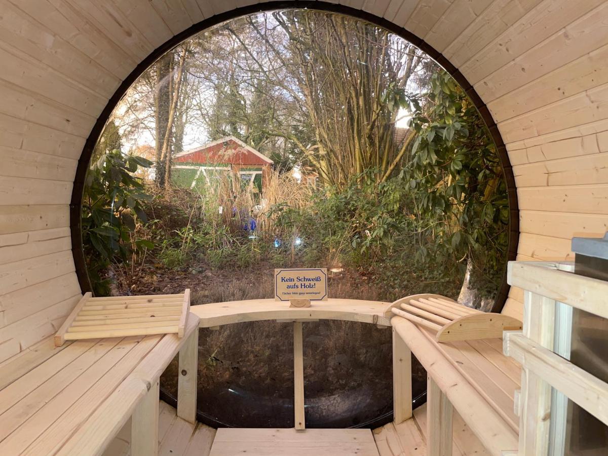 Ferienwohnung Gulfhaus, Mit Sauna Und Grossem Garten Apen Luaran gambar